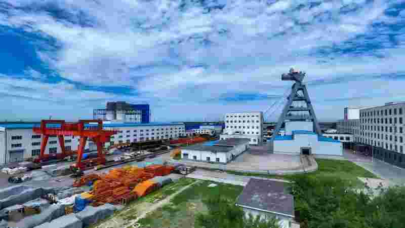 我公司為潞安局余吾煤業提供膠帶機